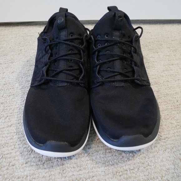 Nike Mens Roshe Two BR Running Shoes~ - Picture 2 of 12